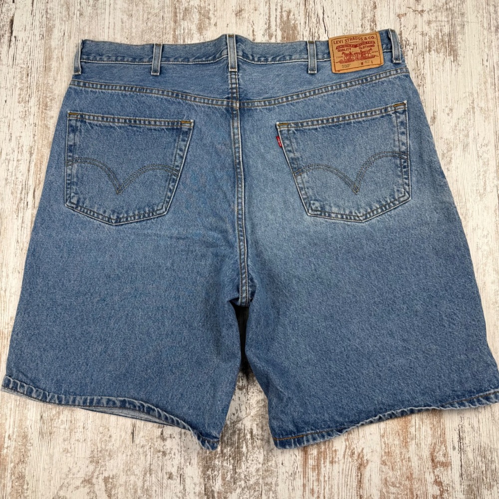 Levi's 550 Relaxed Fit Denim Shorts Mens 42 Blue Medium Wash Cotton Jeans Shorts